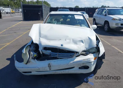 2003 Mercedes-Benz C 240 z USA, uszkodzony, nr VIN WDBRF61J33A496358